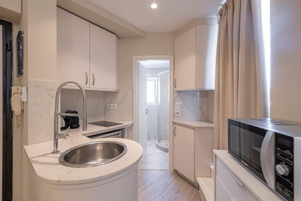 Penthouse In The Heart Of Athens Apartamento Exterior foto